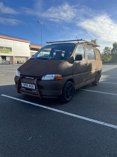 Toyota hiace powervan 1999 - toyota,